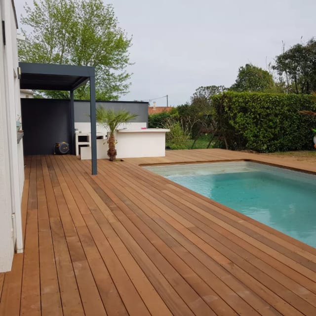 Réalisation d’aménagement extérieur bois — Tera Nature, paysagiste à Bordeaux et en Médoc (23)