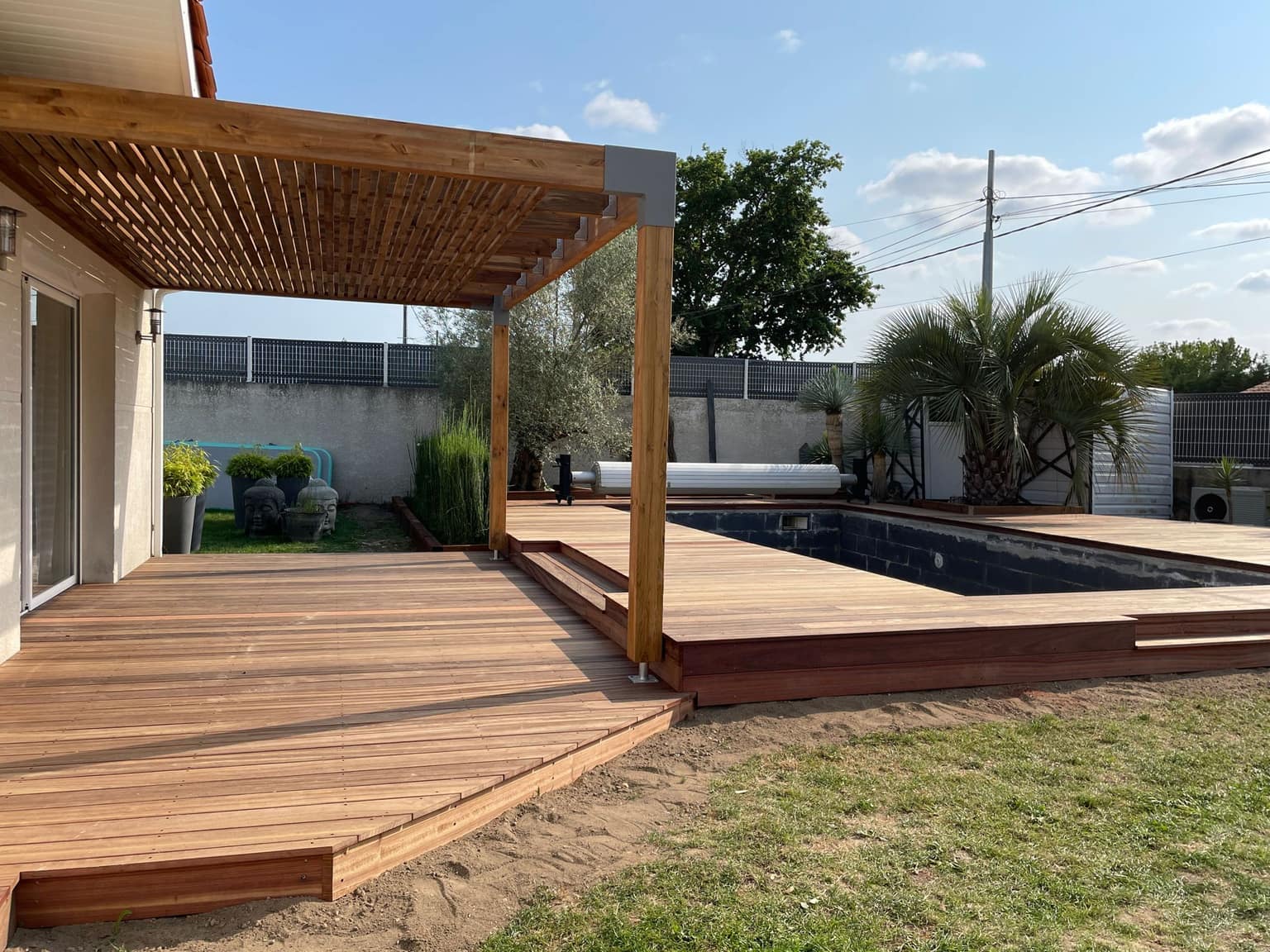 Carports & Pergolas à Mios